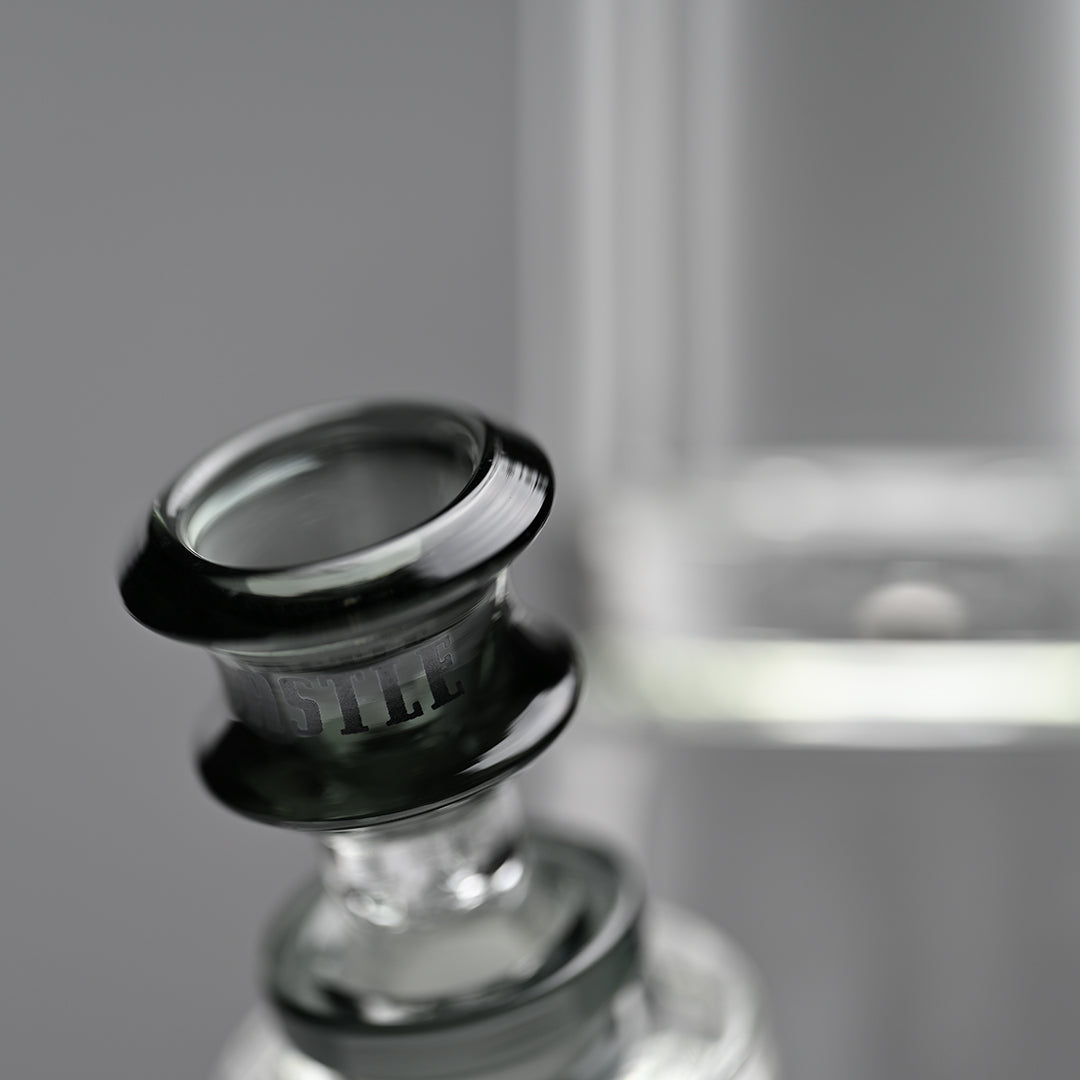 18" Colored Logo Beaker Bong – 9mm Thick Glass
