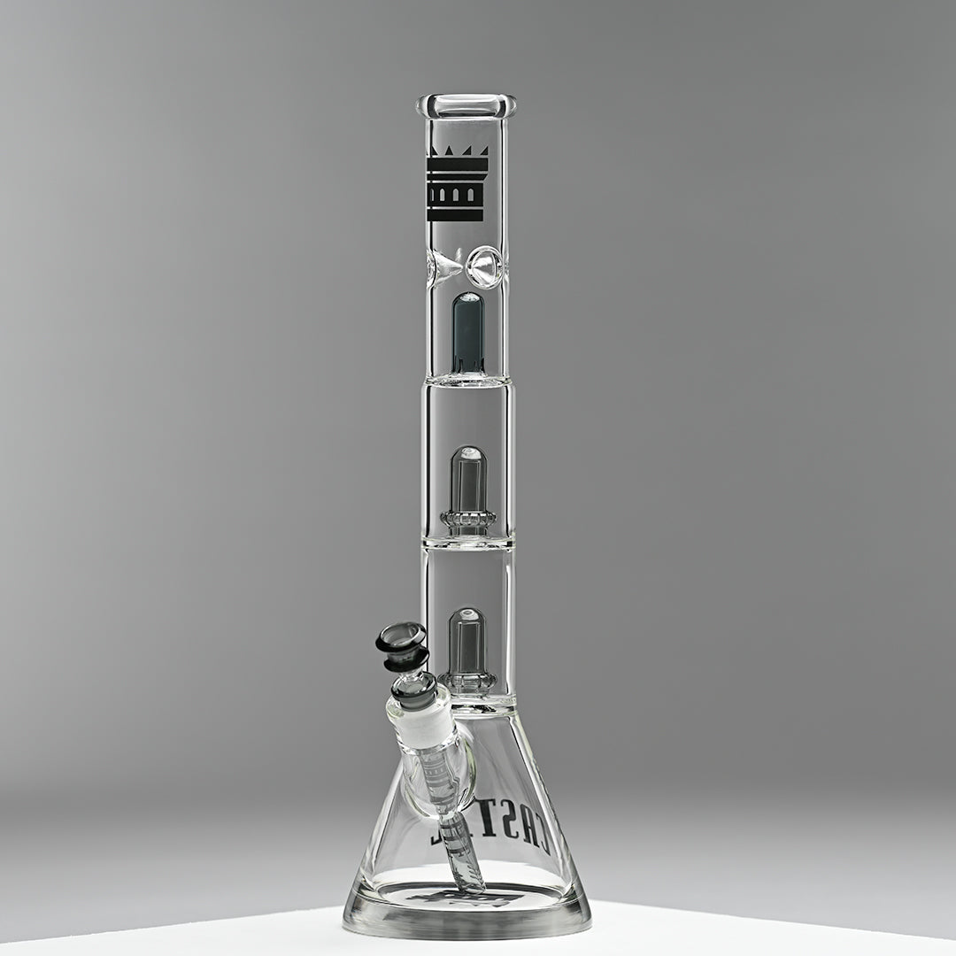 Double Showerhead (18″) Innovative Beaker Bong